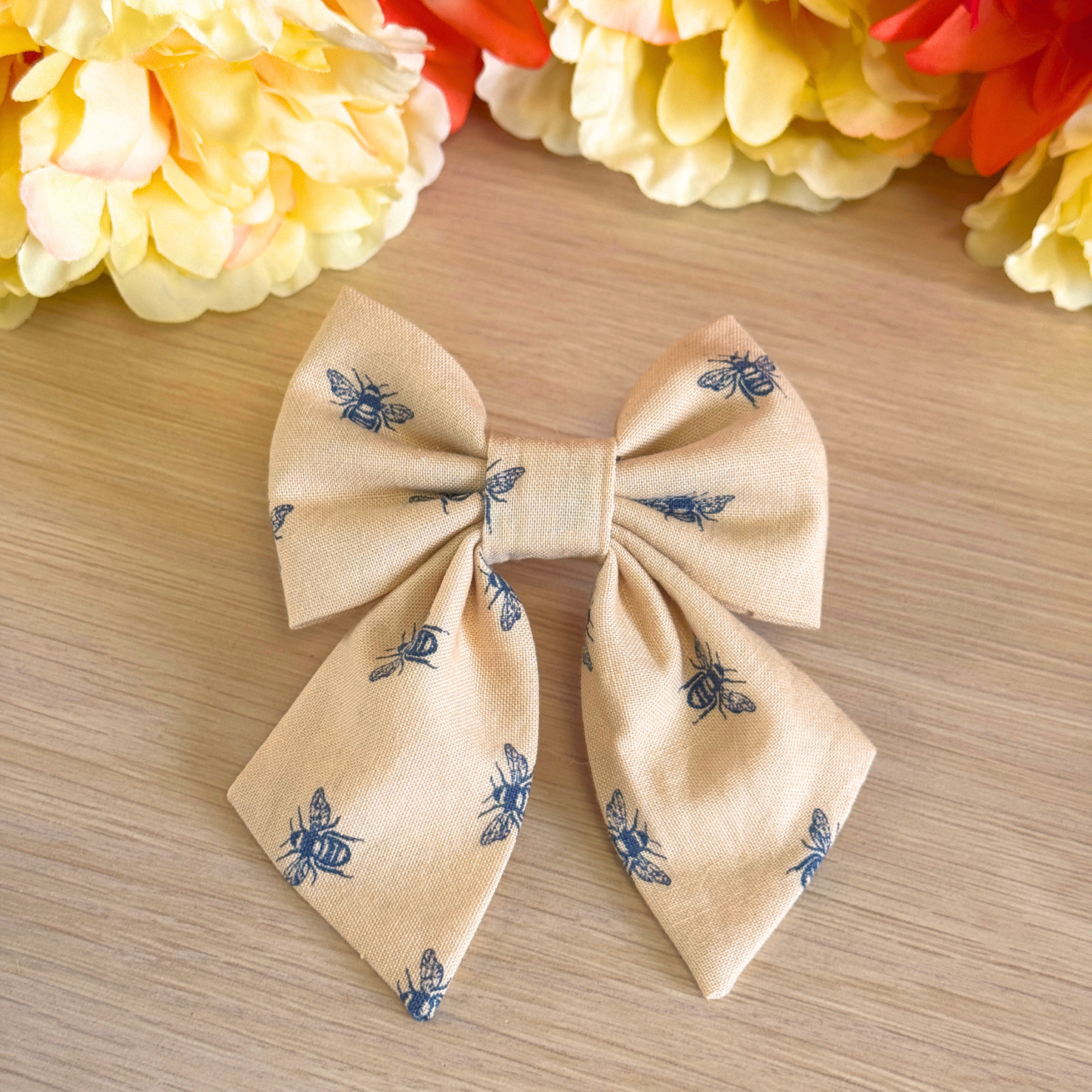 The Bee Sailor Bow