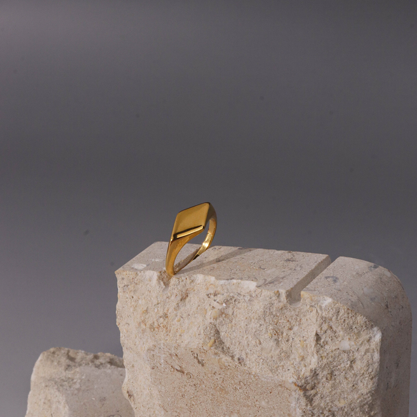 NINA REY RING
