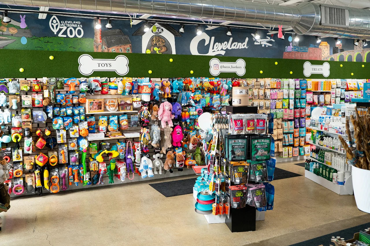 Luca's Pet Nutrition Center