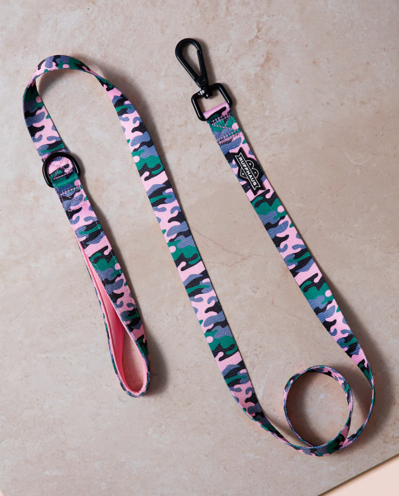 Camo QT Pink Dog Leash