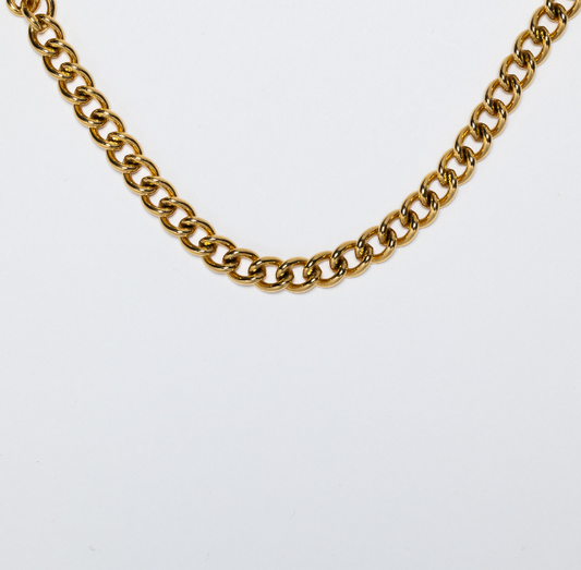 The Olivia Curb Chain