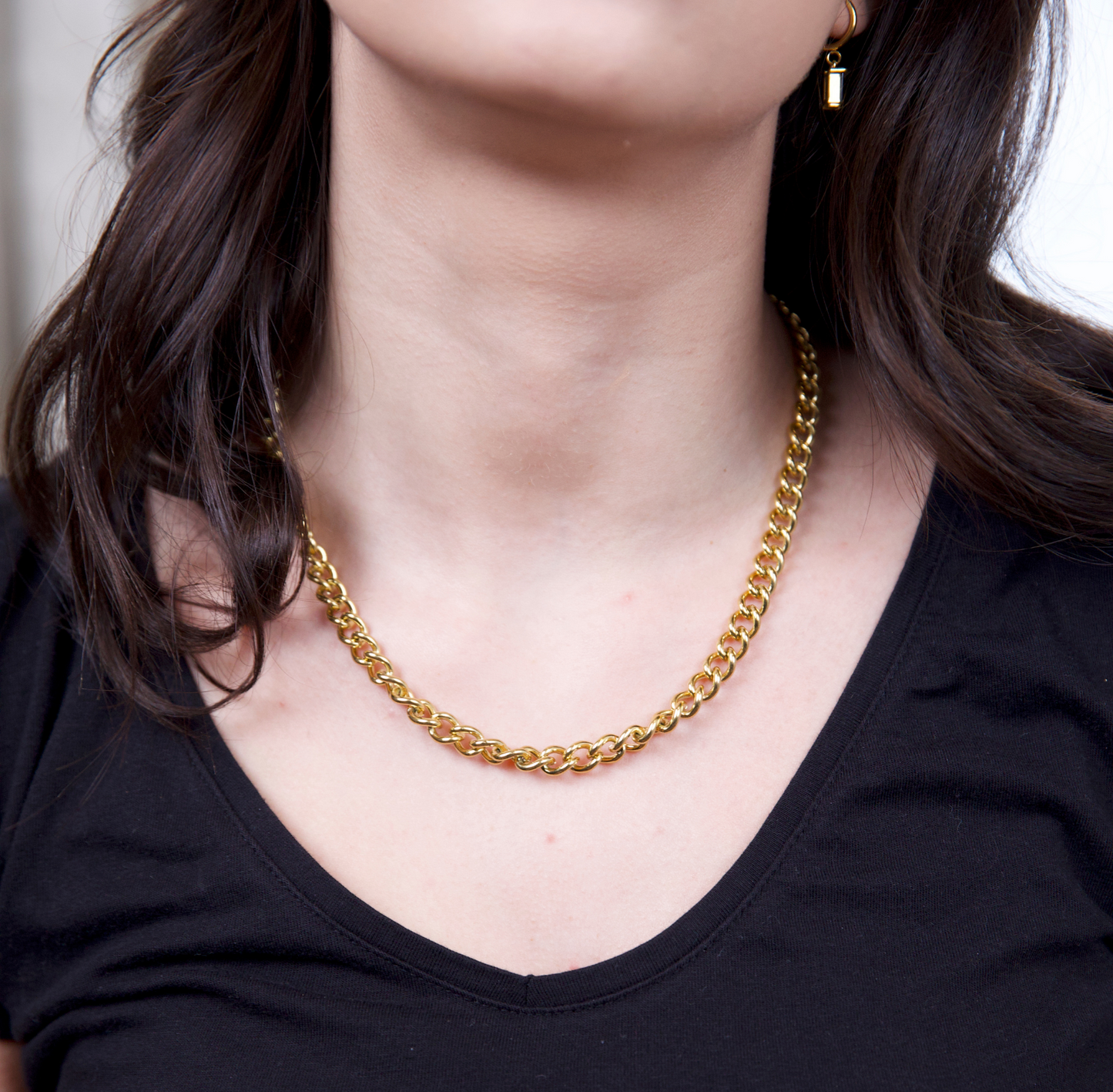 The Olivia Curb Chain