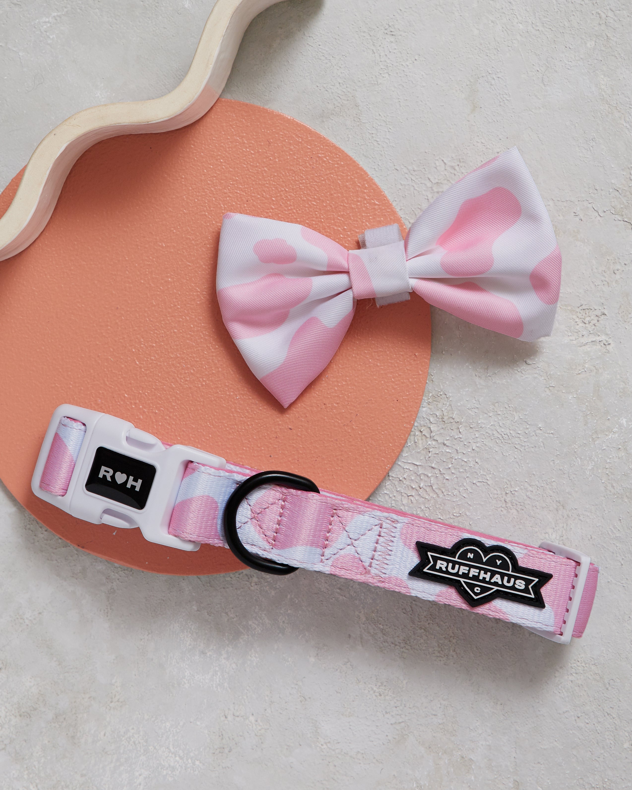 Pink Moo'd Collar & Bowtie