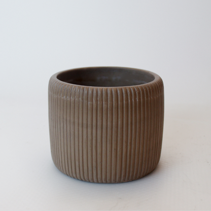 Ribbed Round Planter