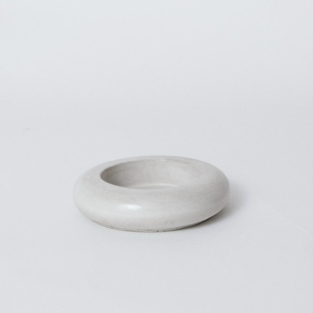 Small Round Dish / Tealight Candle Holder