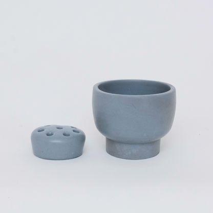 2-in-1 Flower Frog Vessel