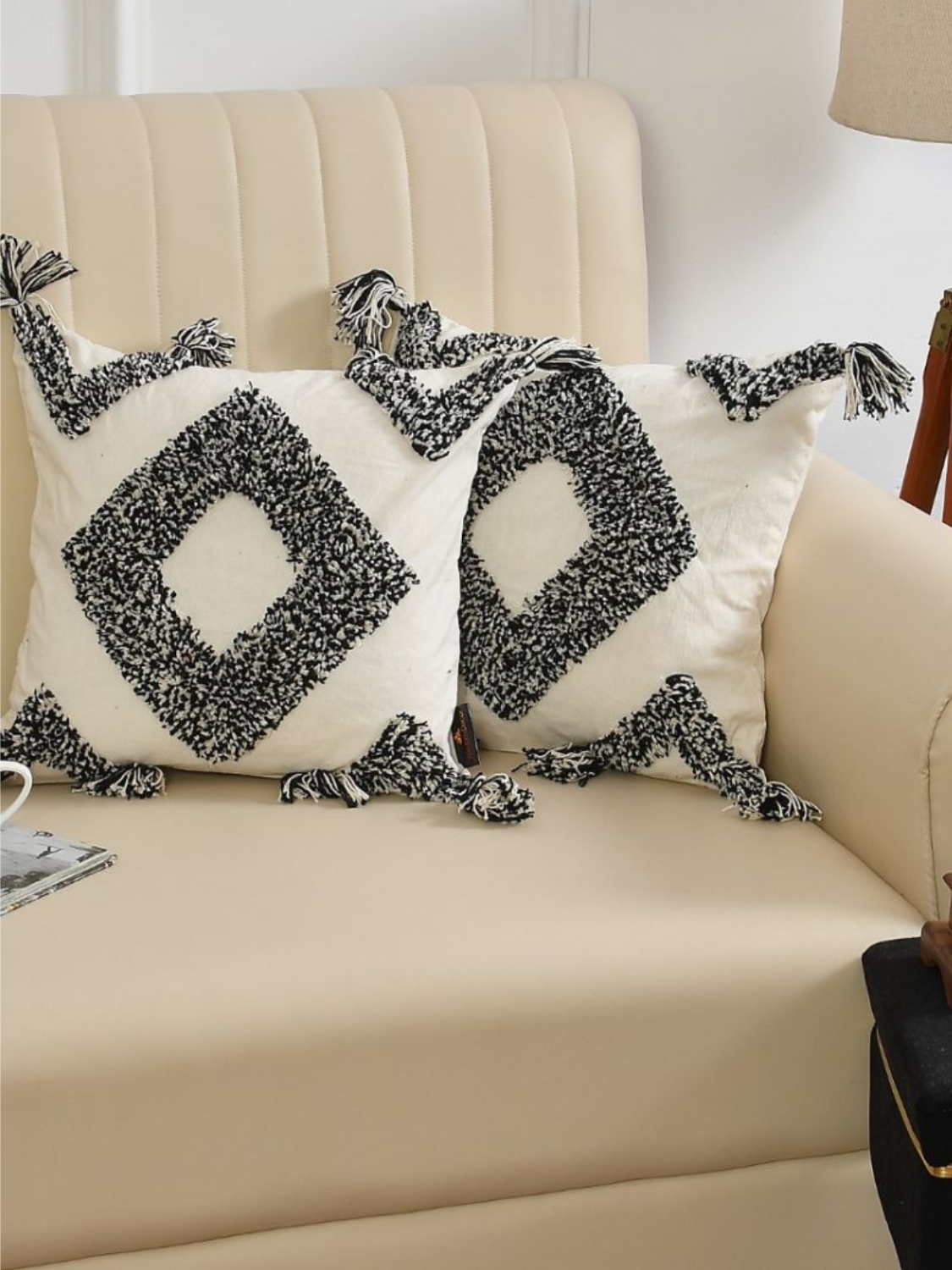 Handcrafted Cushion Cover in hues of Black & White