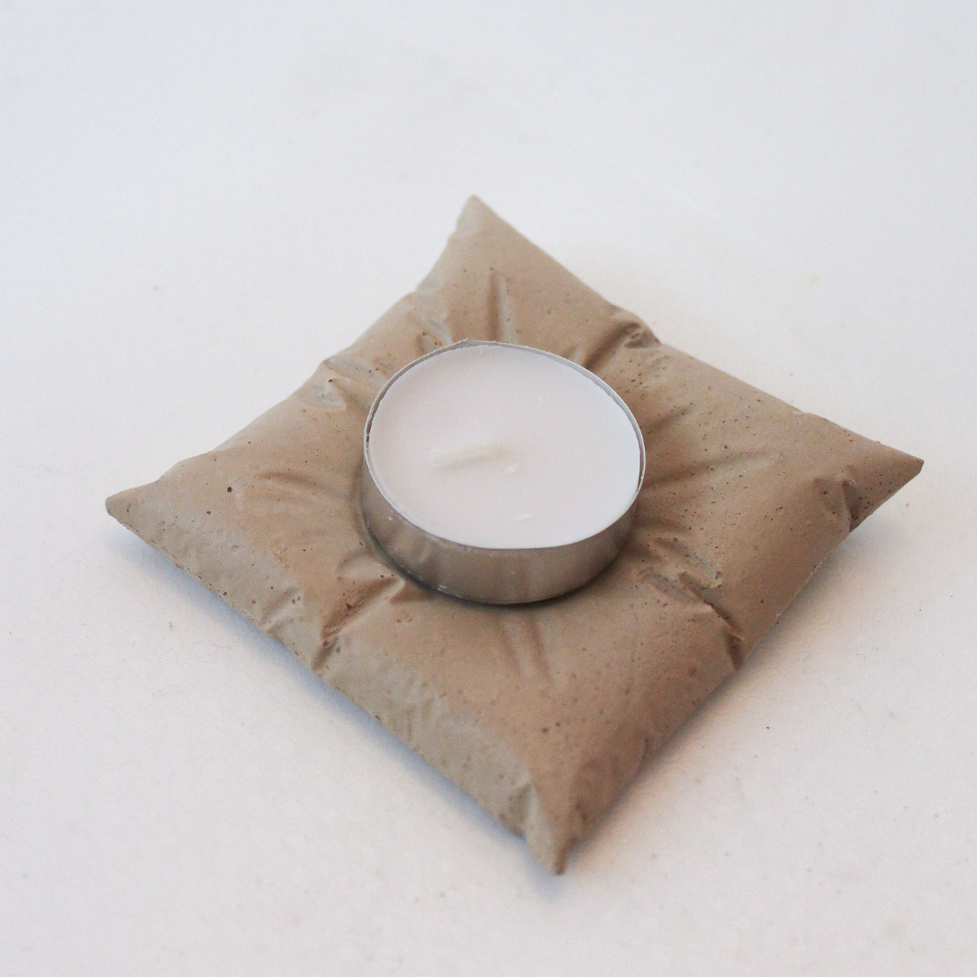 Pillow Nest Tealight Candle Holder