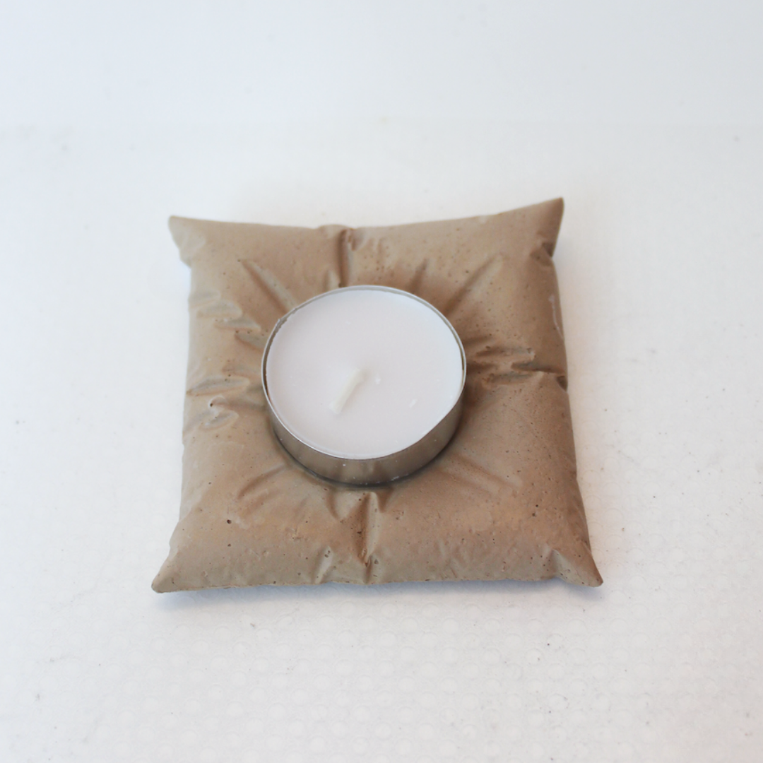 Pillow Nest Tealight Candle Holder