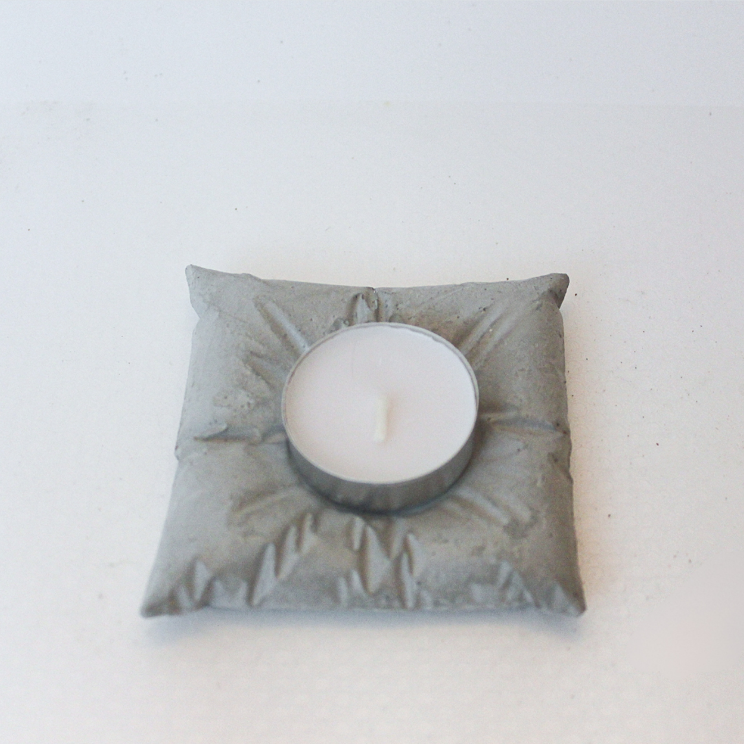 Pillow Nest Tealight Candle Holder