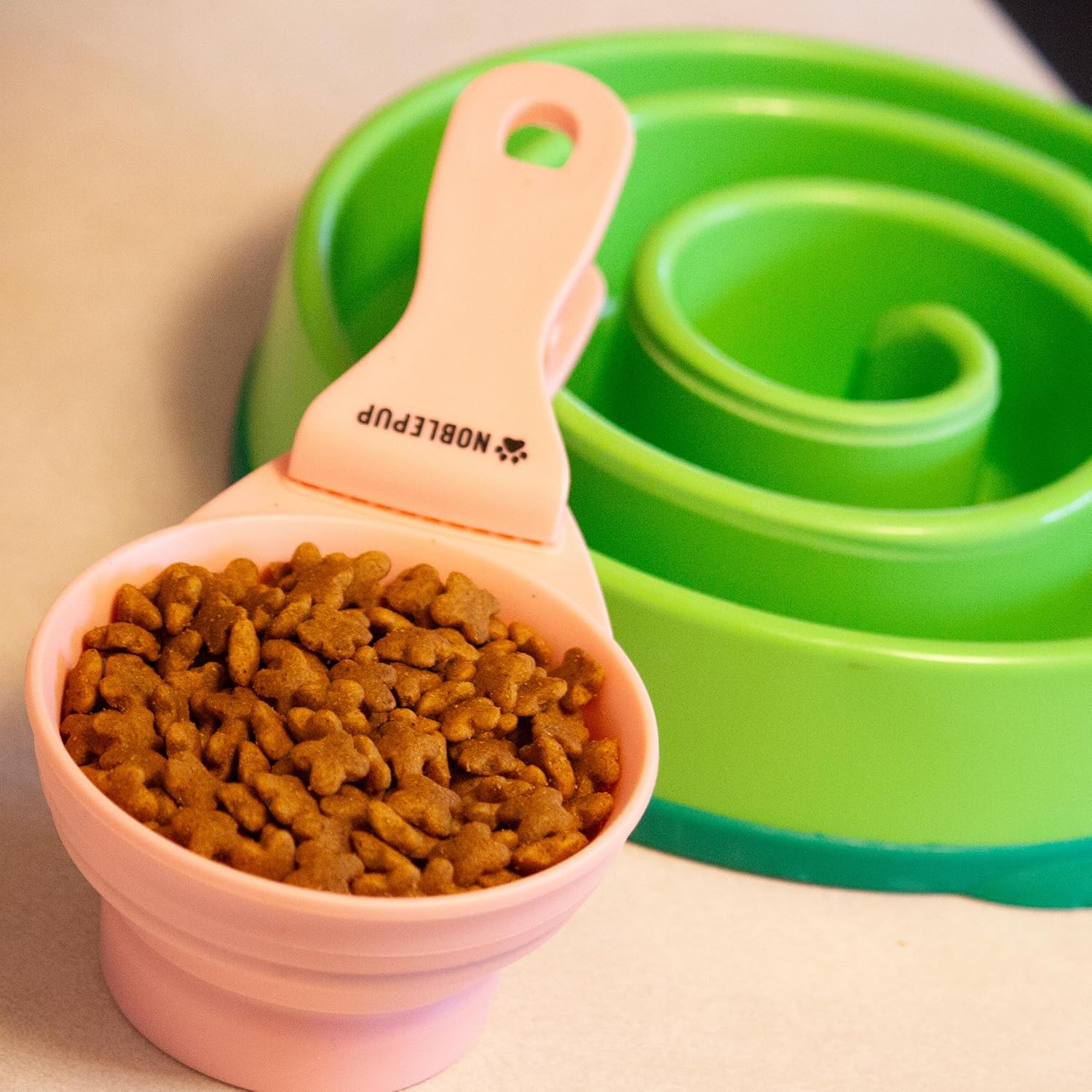 MeasureMate 1/2 Cup Scoop, Pink