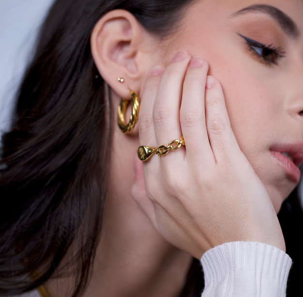 The Adriana Ring