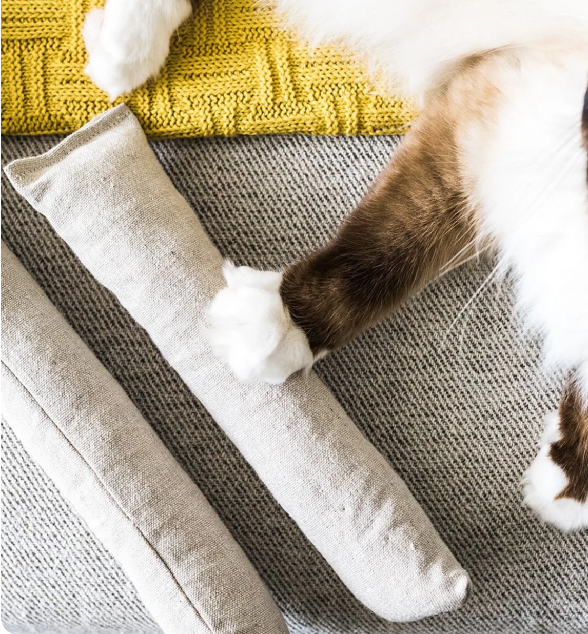 Cat Kicker Toy in Hemp and Cotton with Organic Catnip