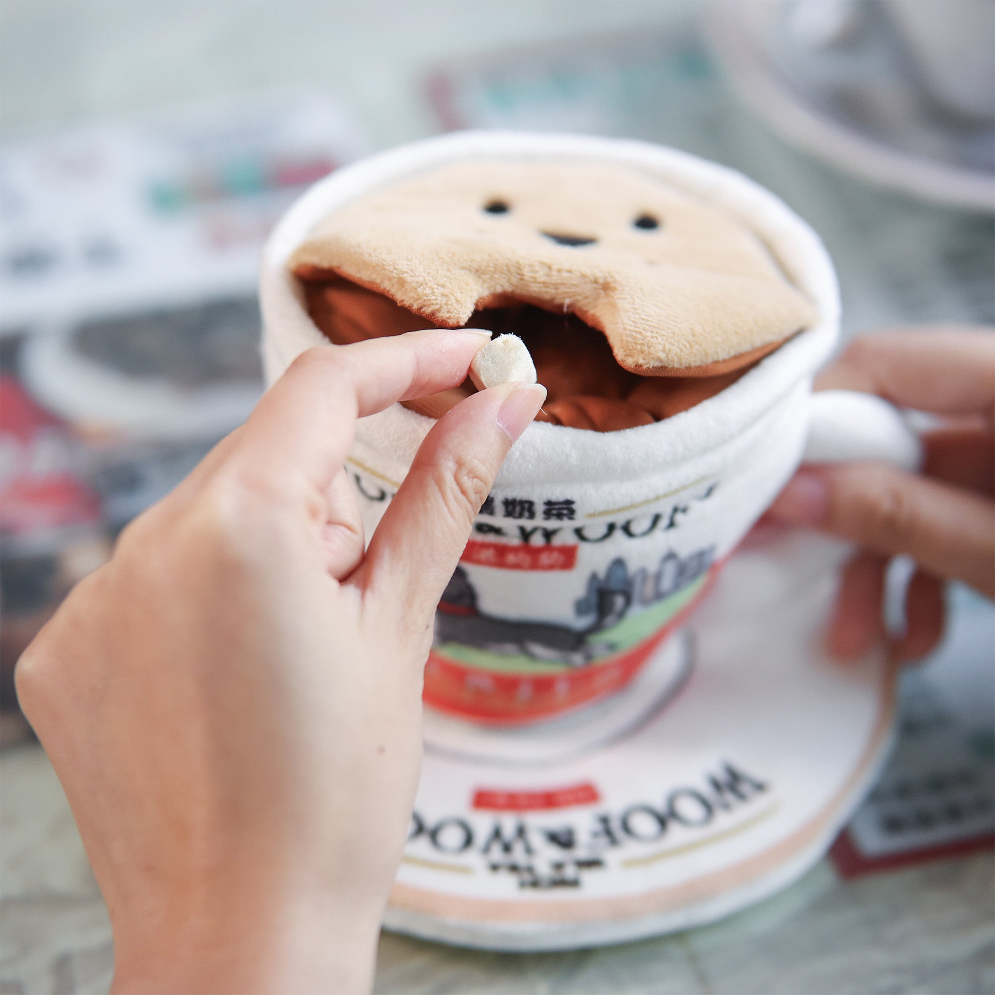 Woof² Hong Kong Milk Tea 2-in-1 Nose-work Pet Toy