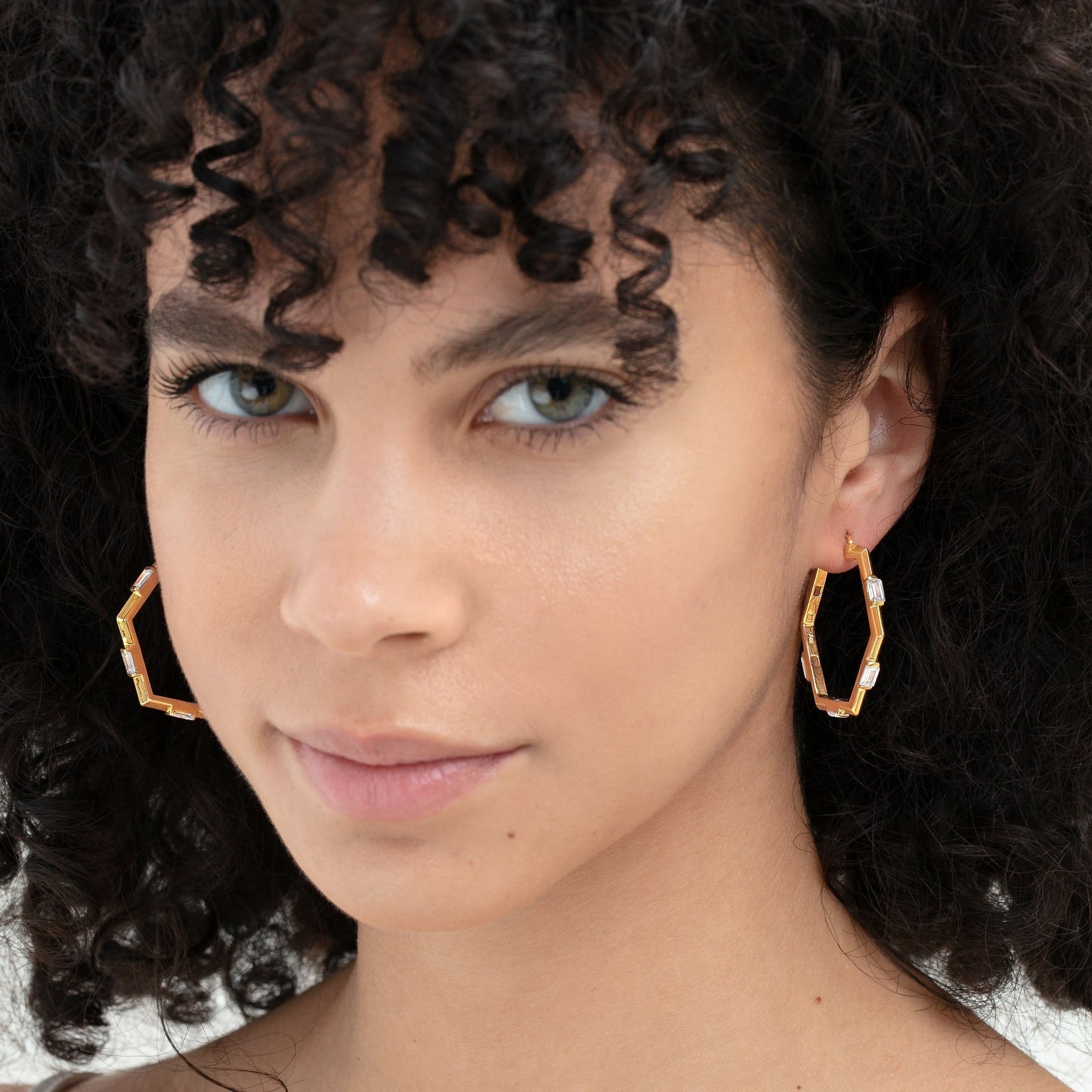 The Claire Hoop Earrings - Medium