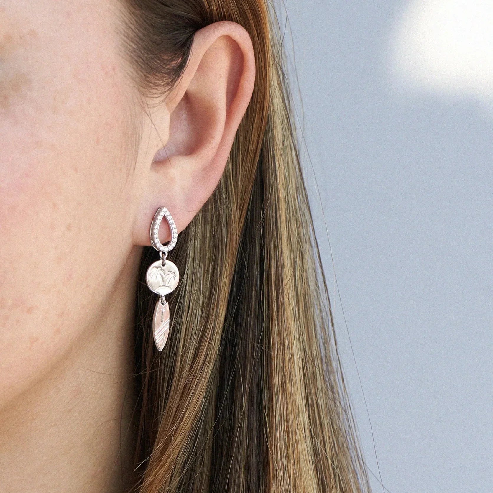 The Ponta Preta Dangle Earrings