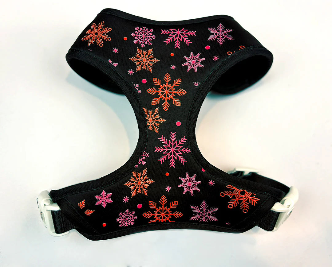 Holiday Harness | Pink & Red Snowstar