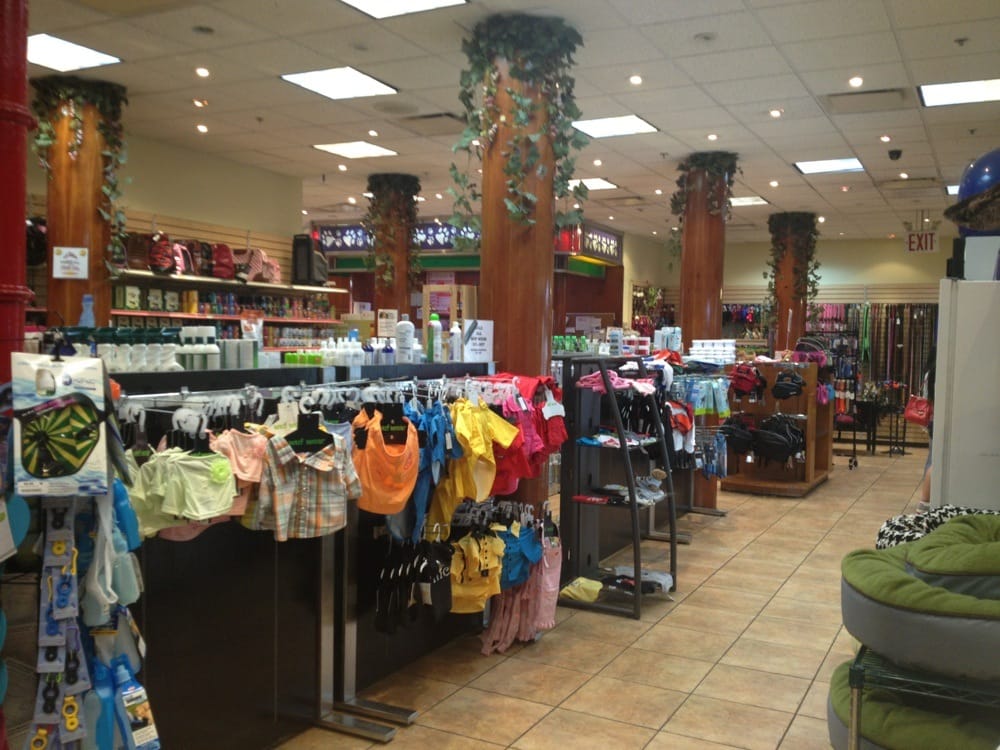 Happy Paws Pet Resort