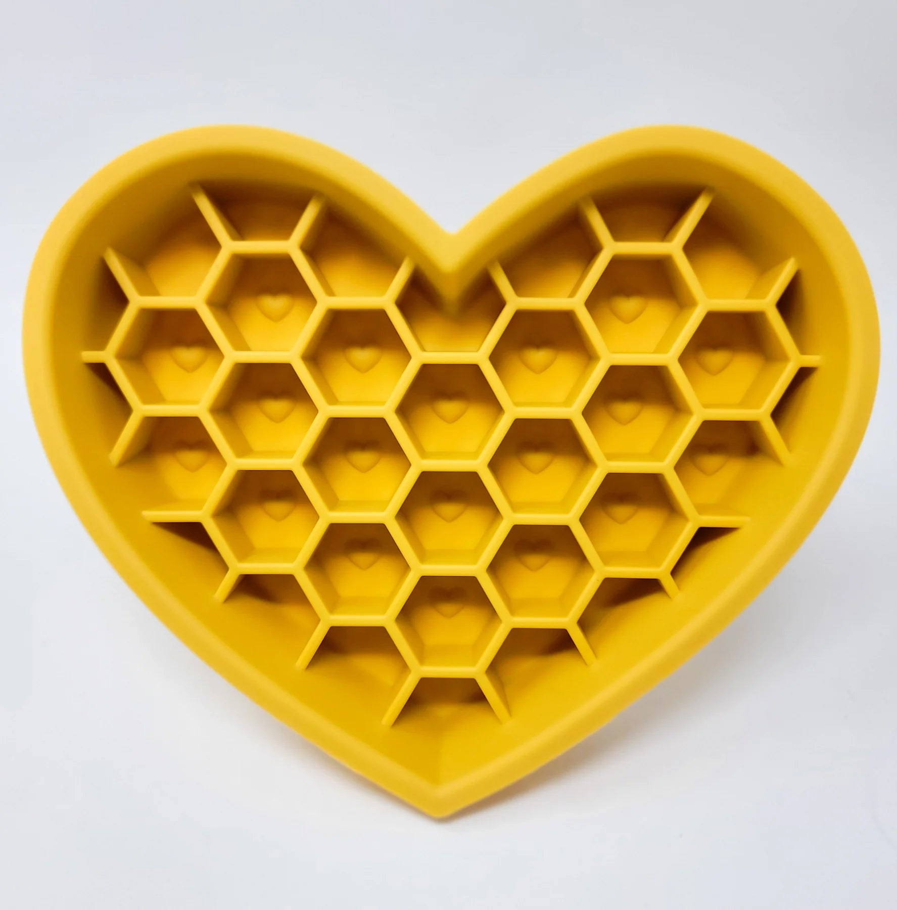 Love SlowMo slow feeder and lick mat