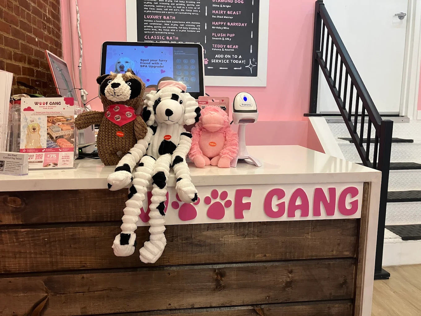 Woof Gang Bakery & Grooming